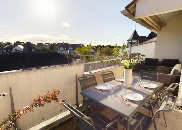 Duplex Terrasse Place Du Marche